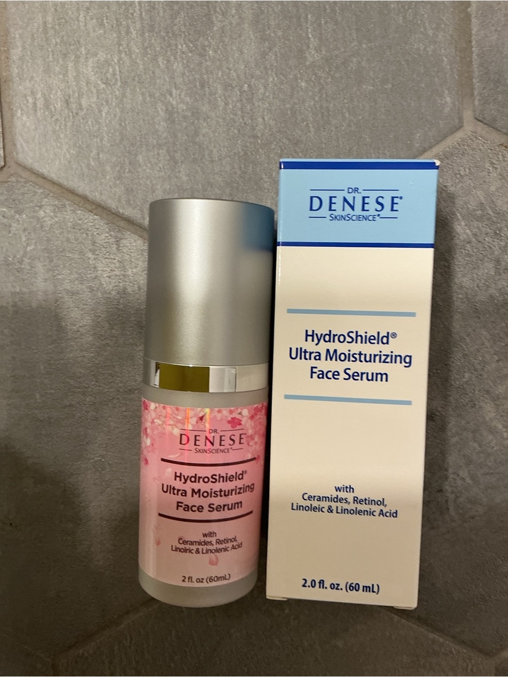 Ultra Moisturizing Face Serum - 
Dr Denese HydroShield face serum